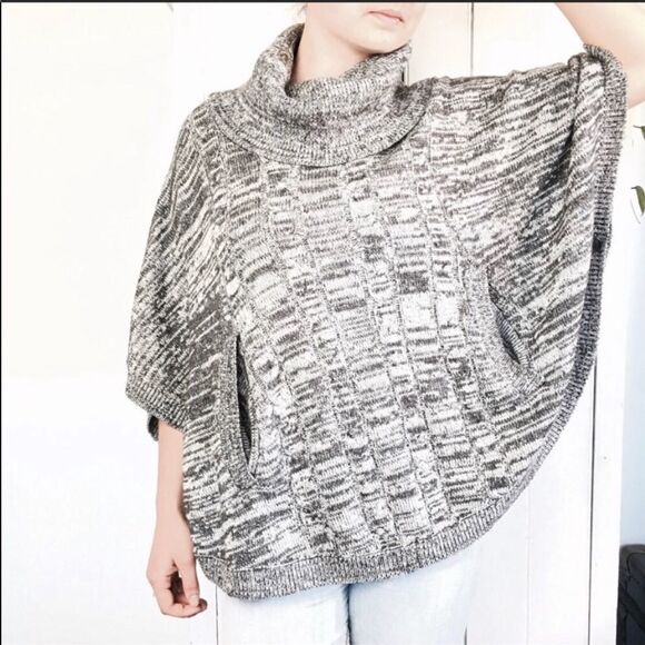 Market & Spruce | Stitch Fix Cilia Poncho Sweater - Picture 2 of 12